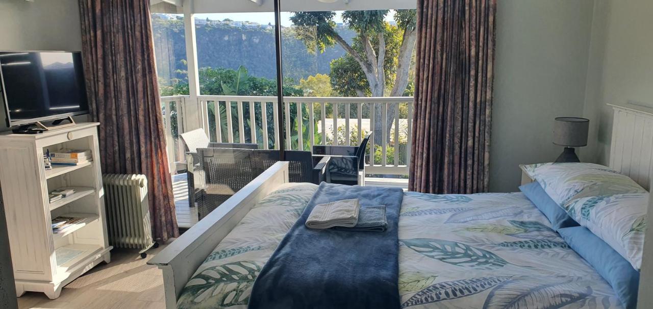 Modern Solar Powered 1 Bed Studio Apartment With Amazing Views Plettenberg Bay Eksteriør billede
