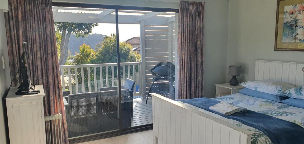 Modern Solar Powered 1 Bed Studio Apartment With Amazing Views Plettenberg Bay Eksteriør billede