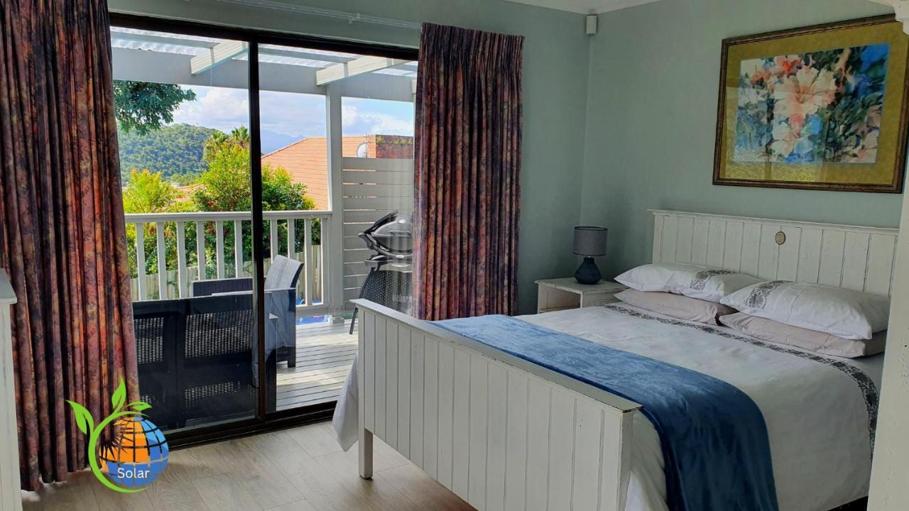 Modern Solar Powered 1 Bed Studio Apartment With Amazing Views Plettenberg Bay Eksteriør billede