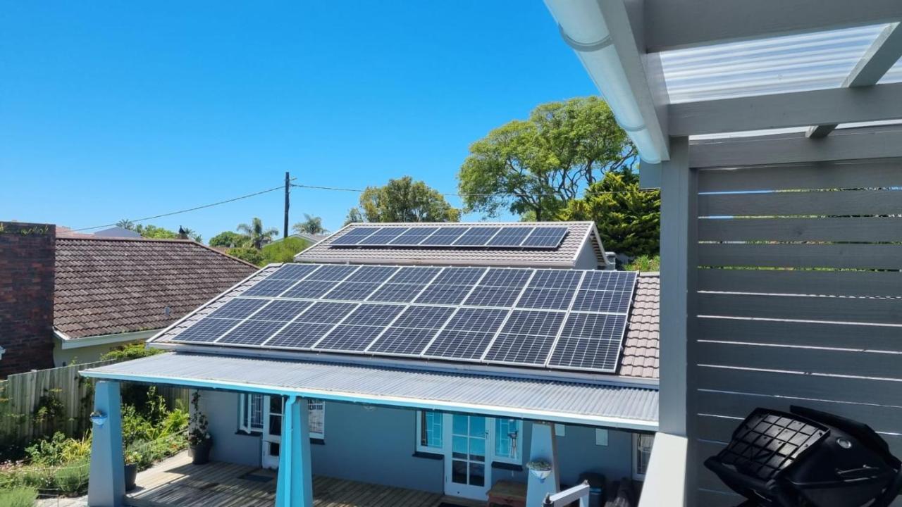 Modern Solar Powered 1 Bed Studio Apartment With Amazing Views Plettenberg Bay Eksteriør billede